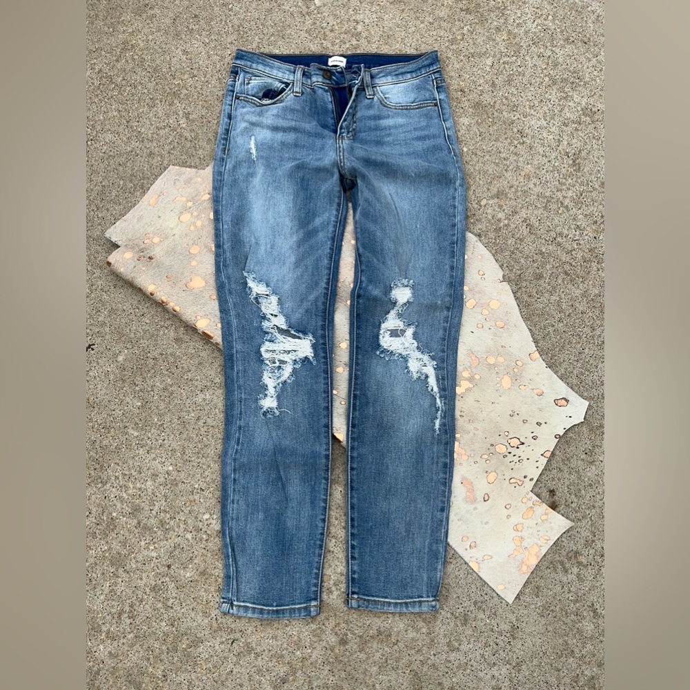 Sneak Peek Distressed Boyfriend Jeans Straight Leg